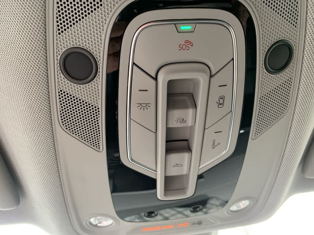 Thumbnail: 2024 Audi Q5 - 12