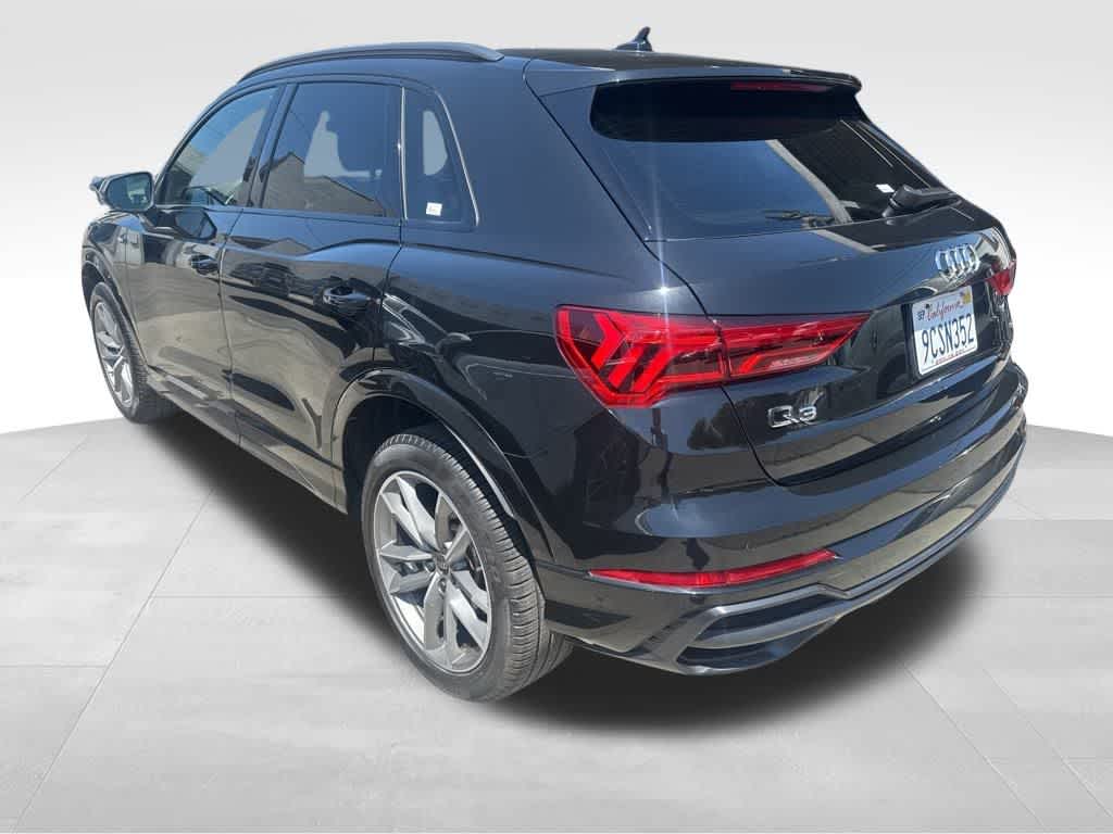 Thumbnail: 2022 Audi Q3 - 8