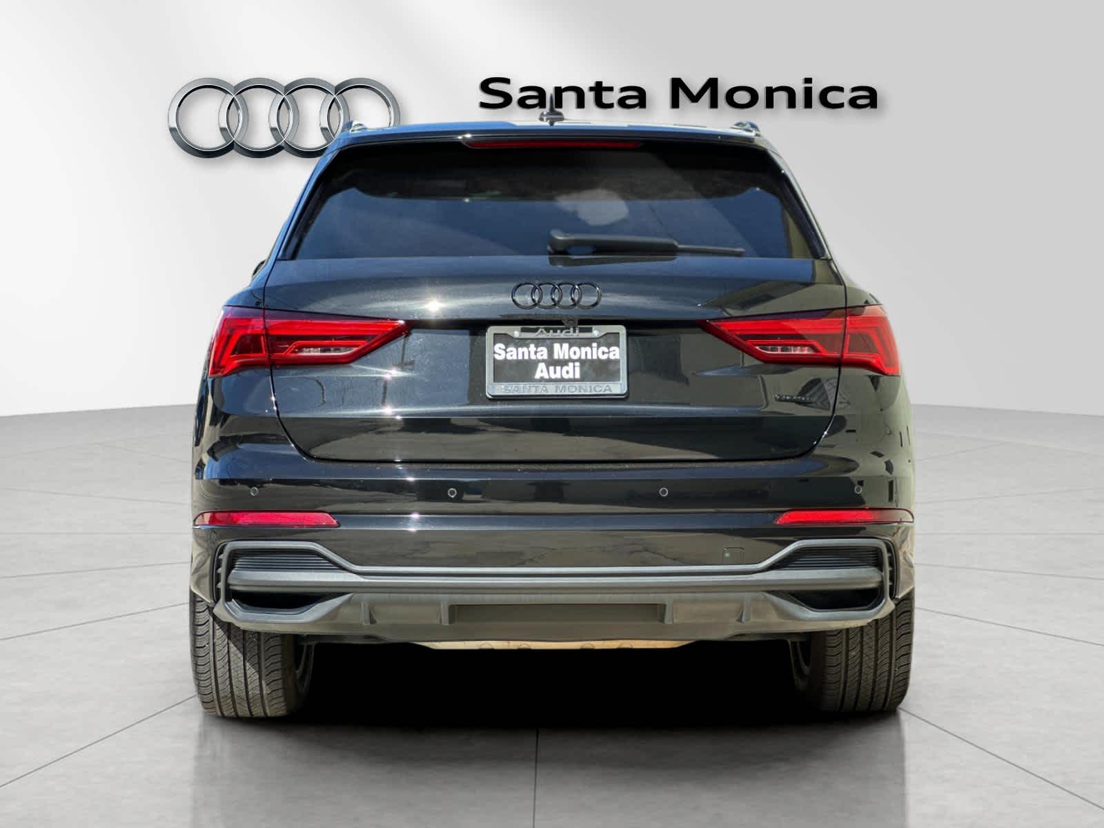 Thumbnail: 2023 Audi Q3 - 7