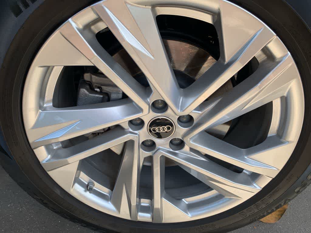 Thumbnail: 2022 Audi Q7 - 24