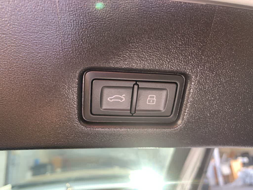 Thumbnail: 2024 Audi Q4 e-tron - 37