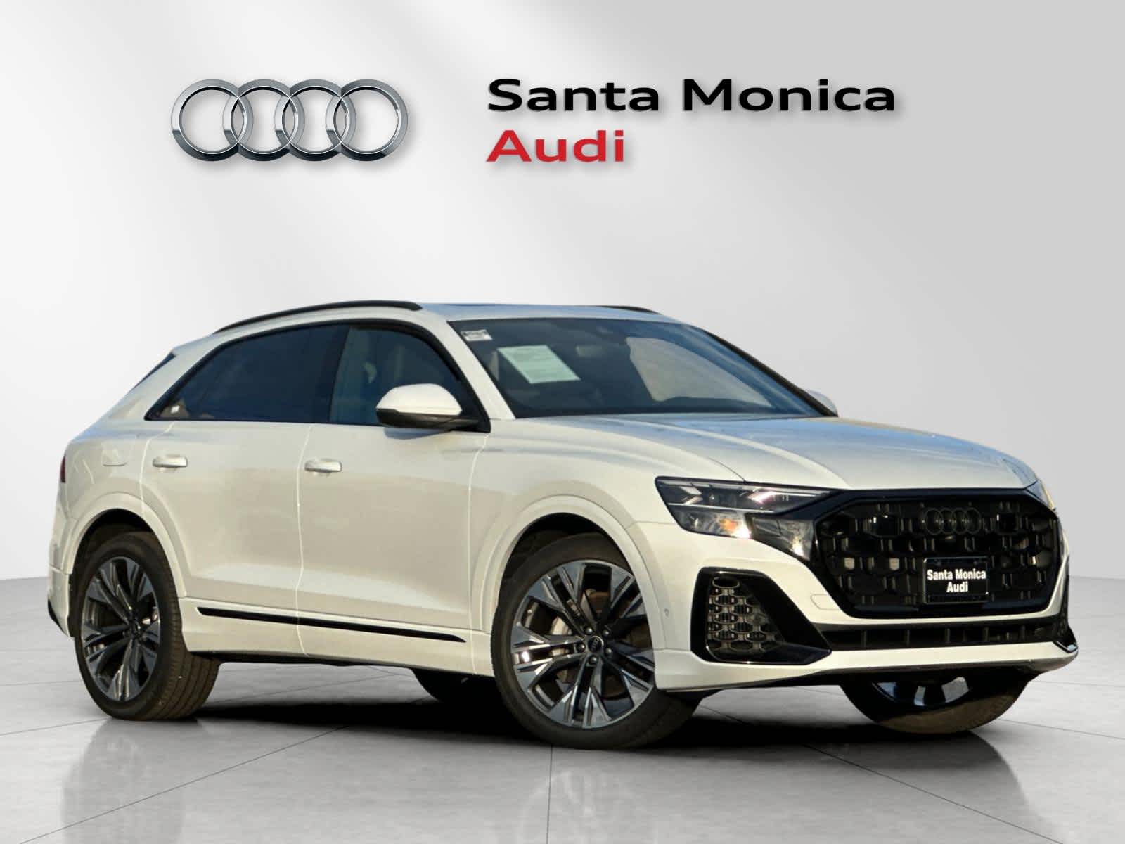 Thumbnail: 2025 Audi Q8 - 9