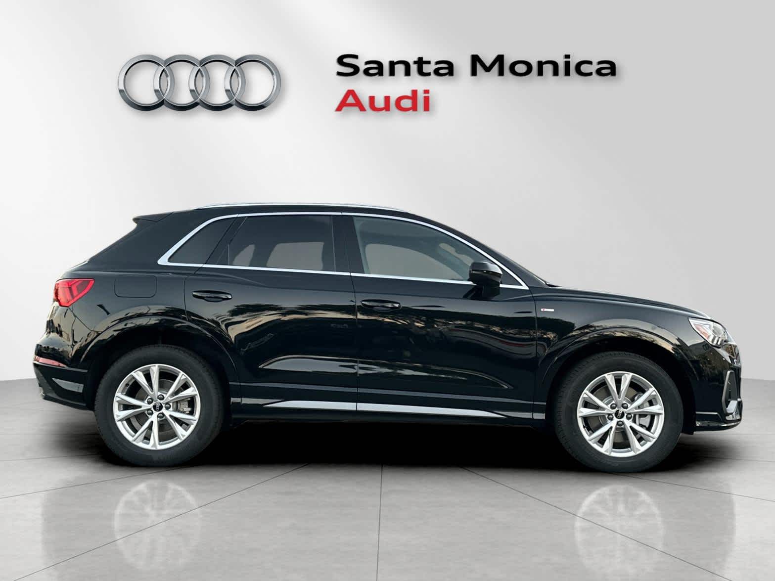 Thumbnail: 2025 Audi Q3 - 8