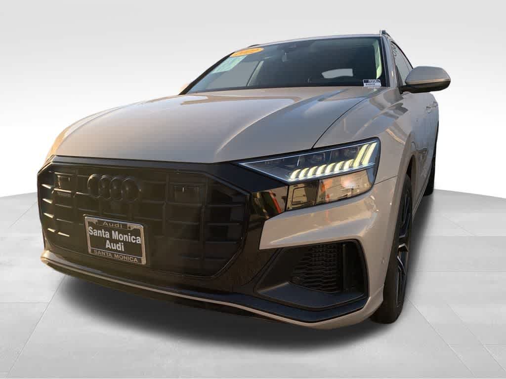 Thumbnail: 2022 Audi Q8 - 2