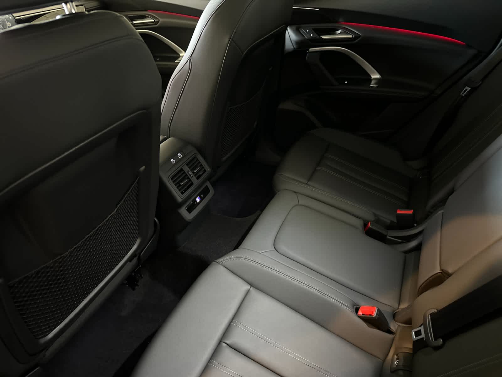 Thumbnail: 2026 Audi Q5 - 4