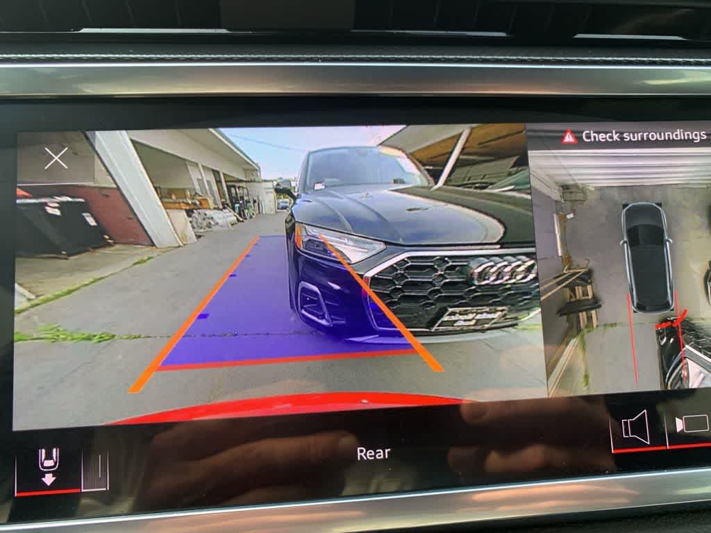 Thumbnail: 2023 Audi Q3 - 12