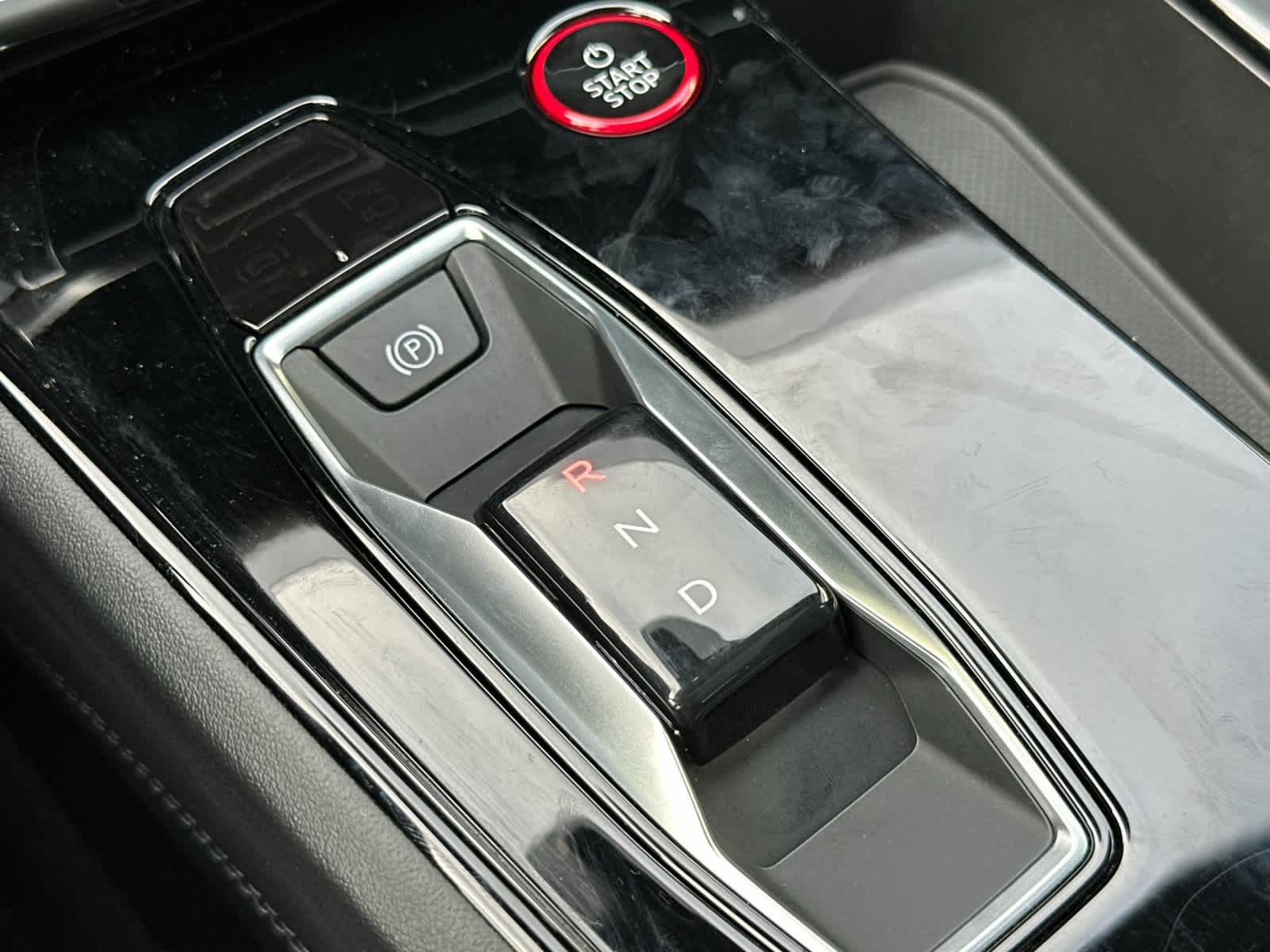 Thumbnail: 2024 Audi e-tron GT - 21