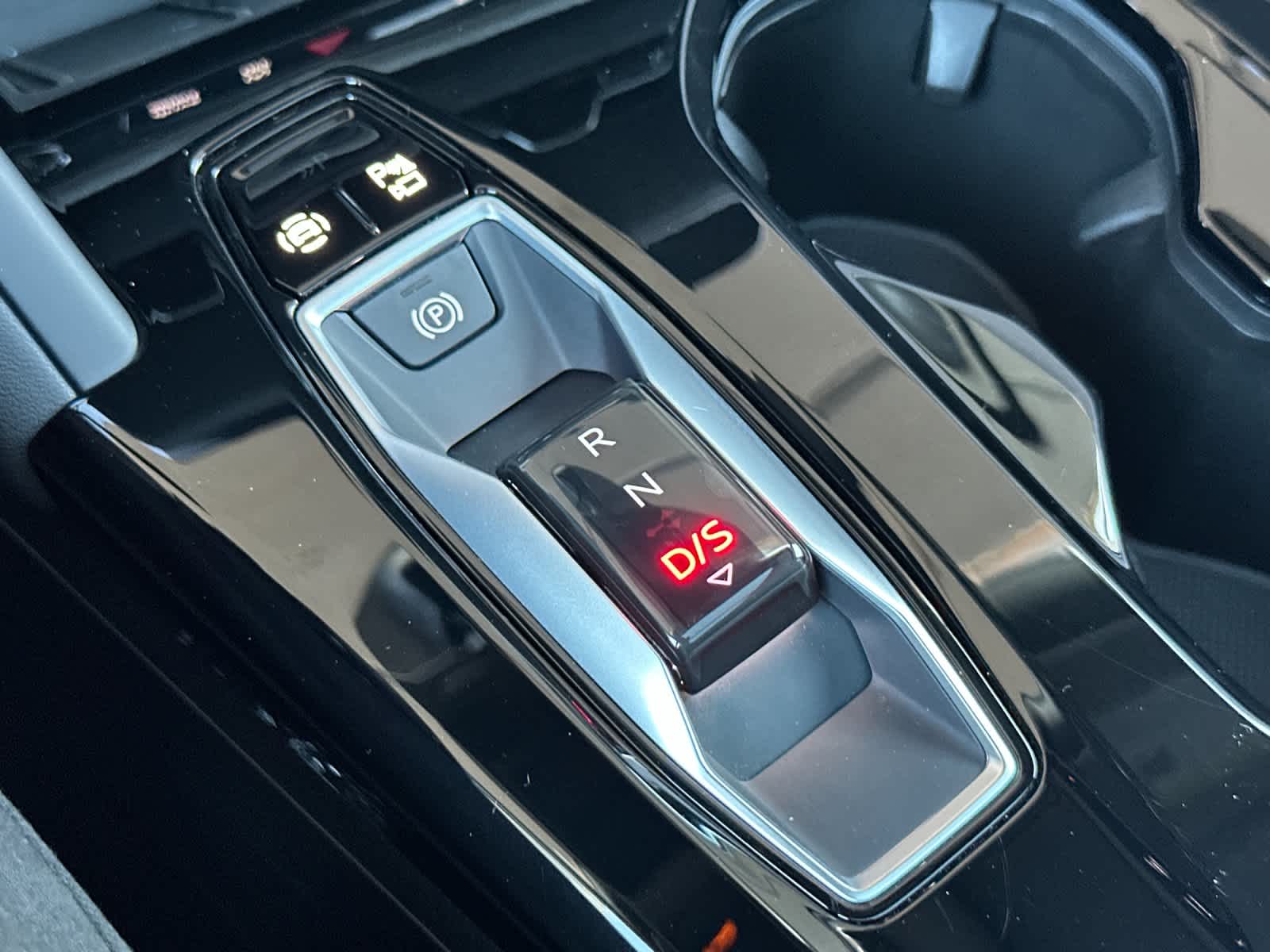 Thumbnail: 2025 Audi Q5 - 22