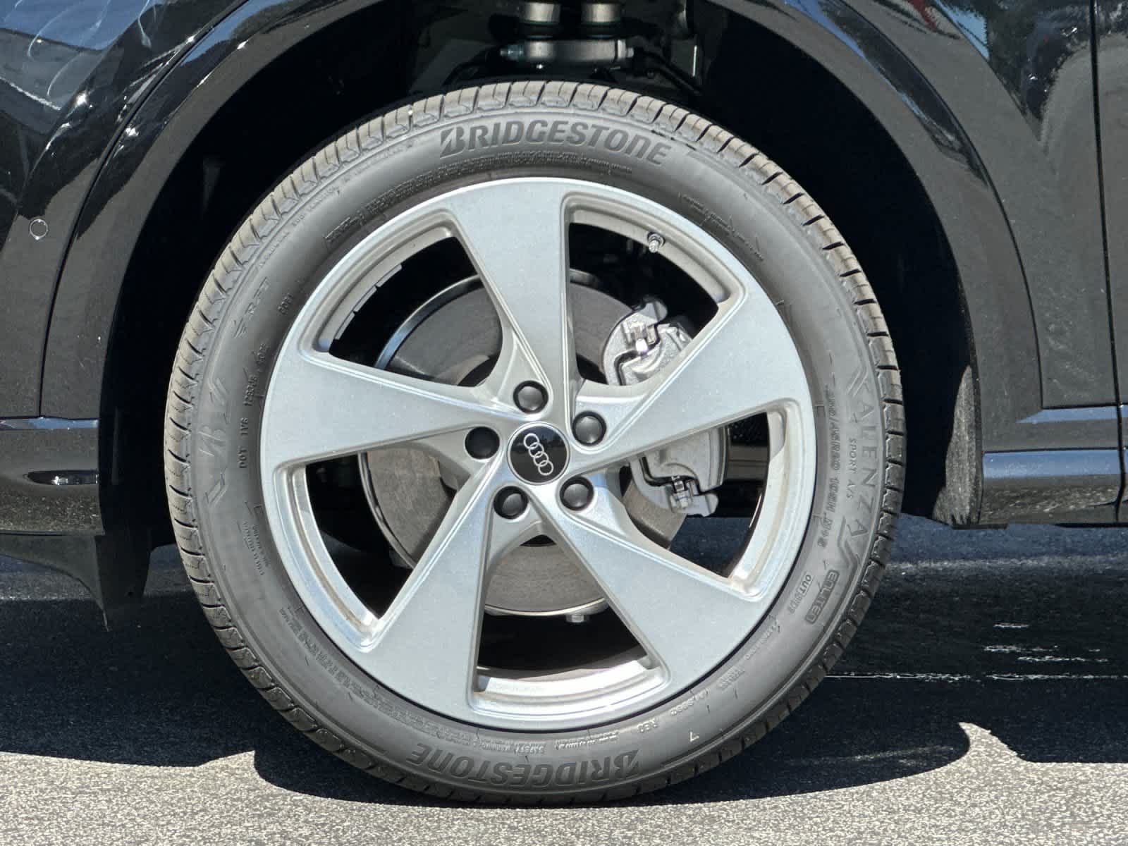 Thumbnail: 2025 Audi Q5 - 27