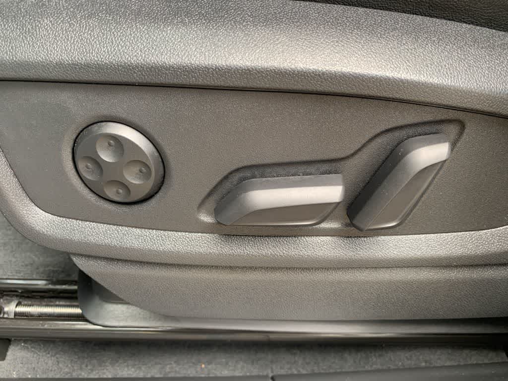 Thumbnail: 2024 Audi Q5 - 30