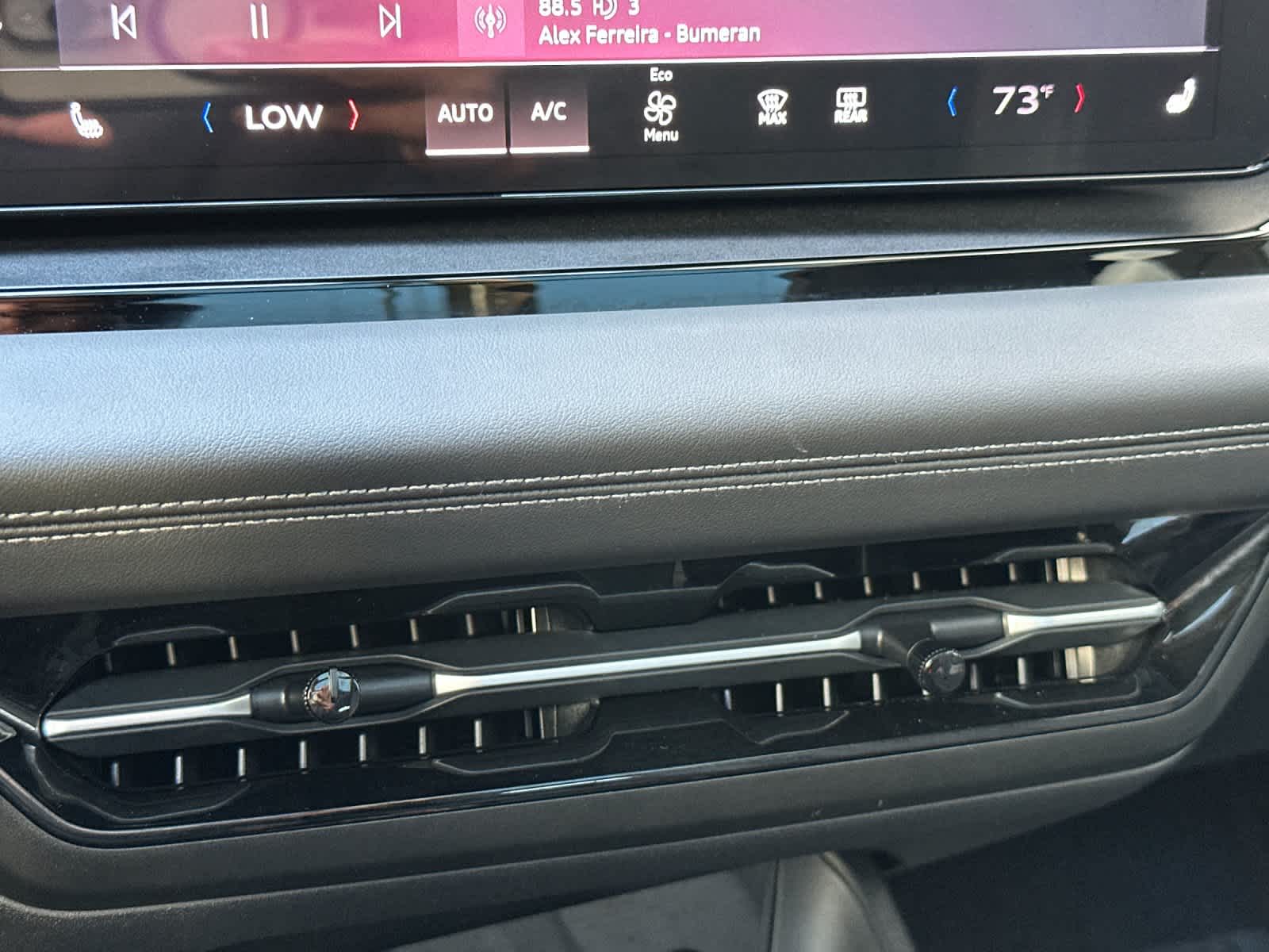 Thumbnail: 2025 Audi Q6 e-tron - 21