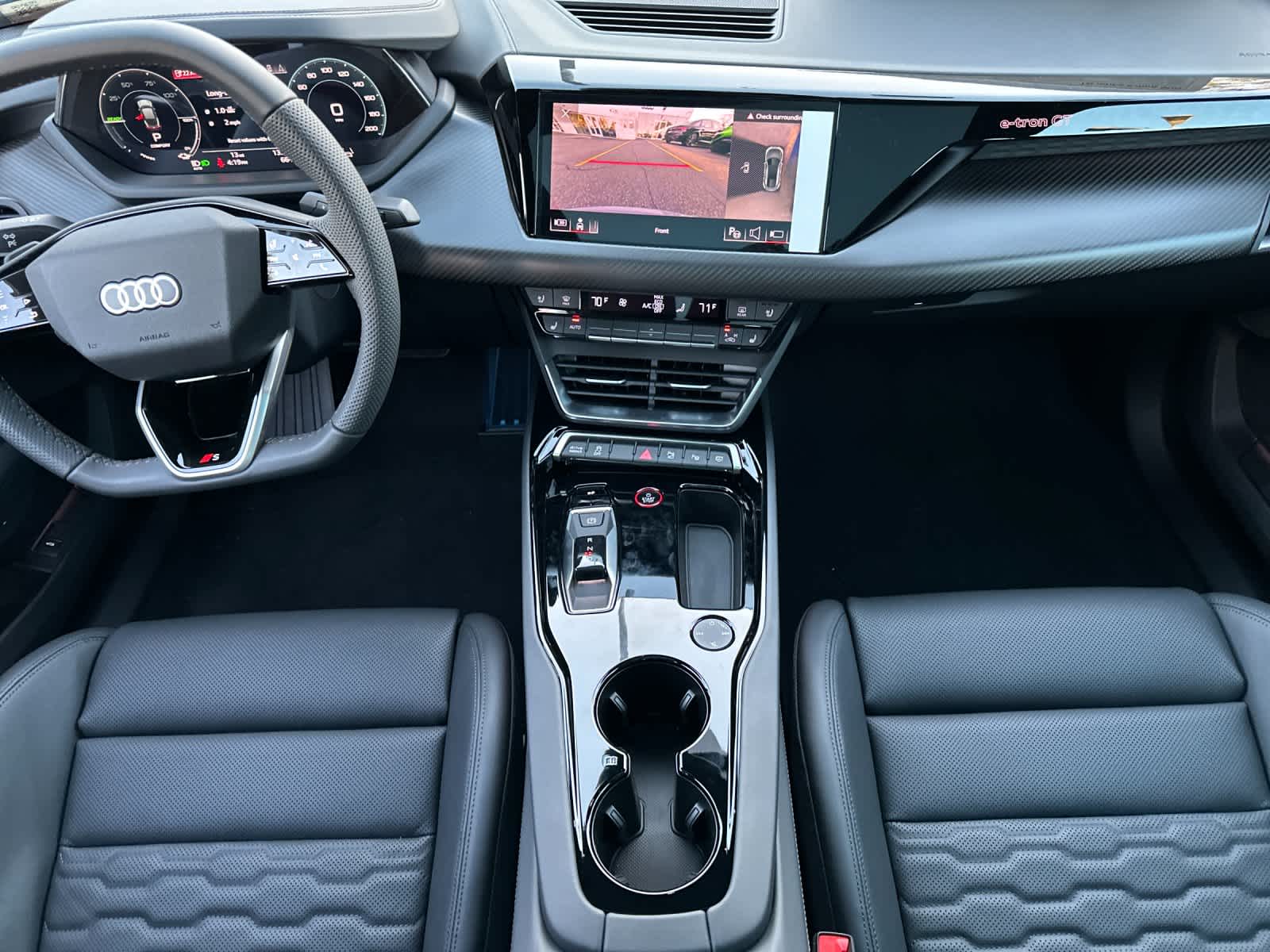 Thumbnail: 2026 Audi e-tron GT - 3