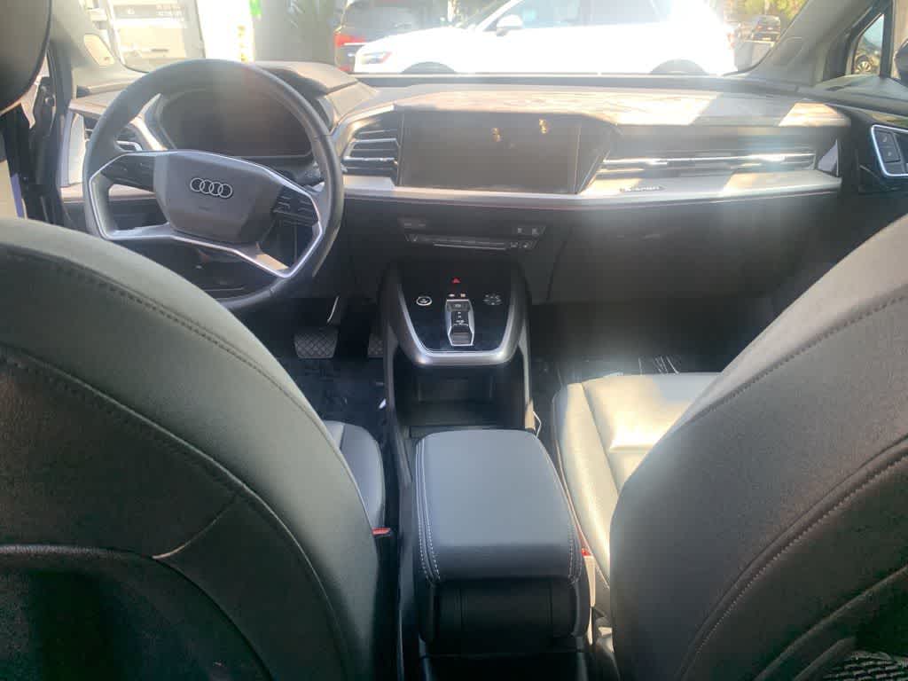 Thumbnail: 2023 Audi Q4 e-tron - 30