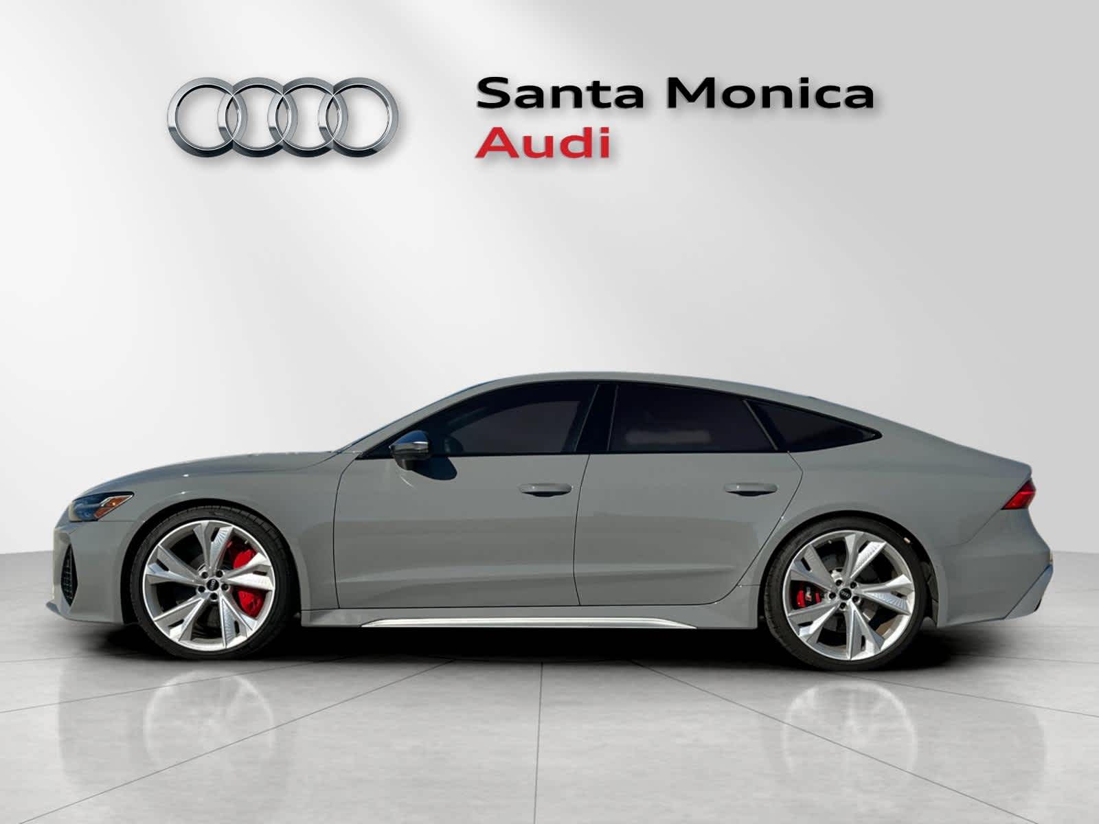 Thumbnail: 2021 Audi RS 7 - 5