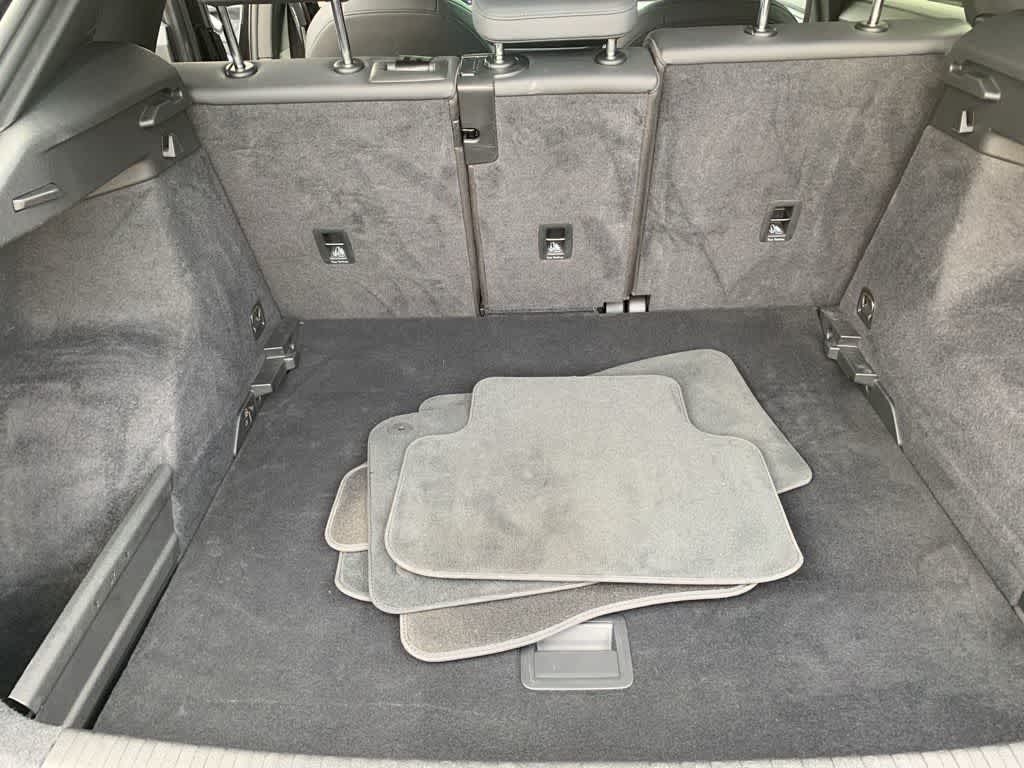 Thumbnail: 2020 Audi Q3 - 30