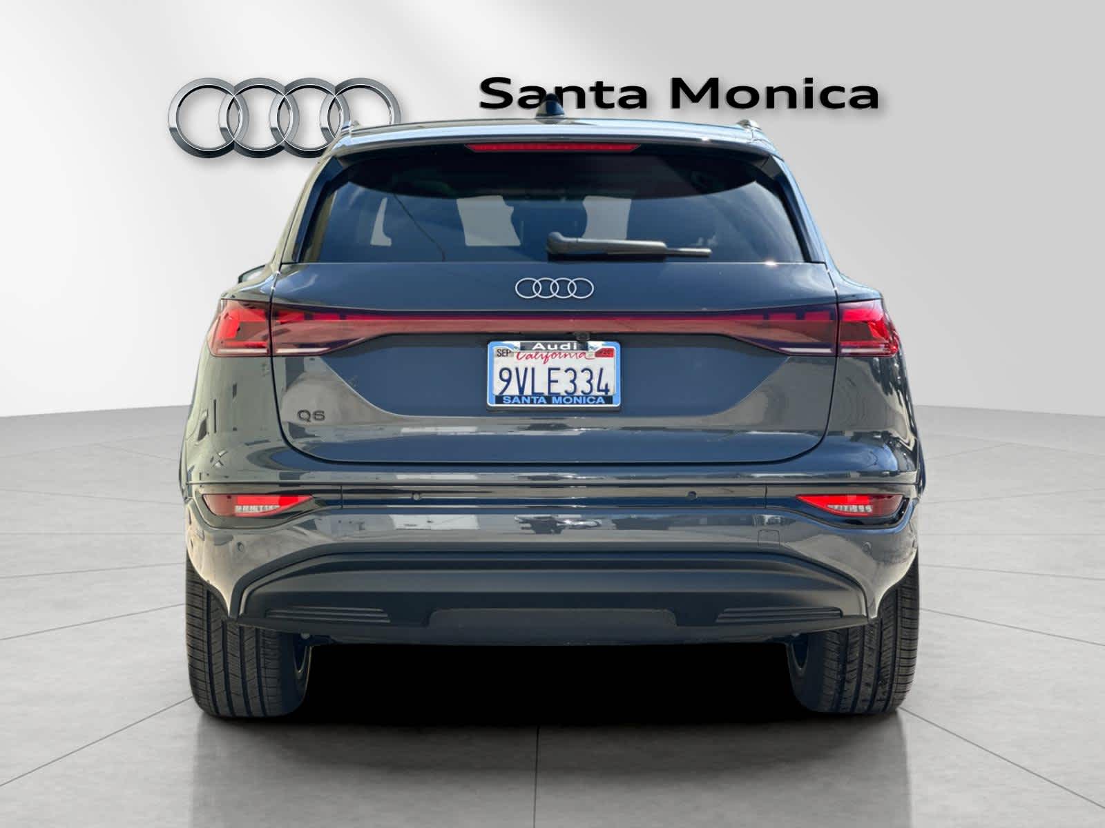 Thumbnail: 2025 Audi Q6 e-tron - 7