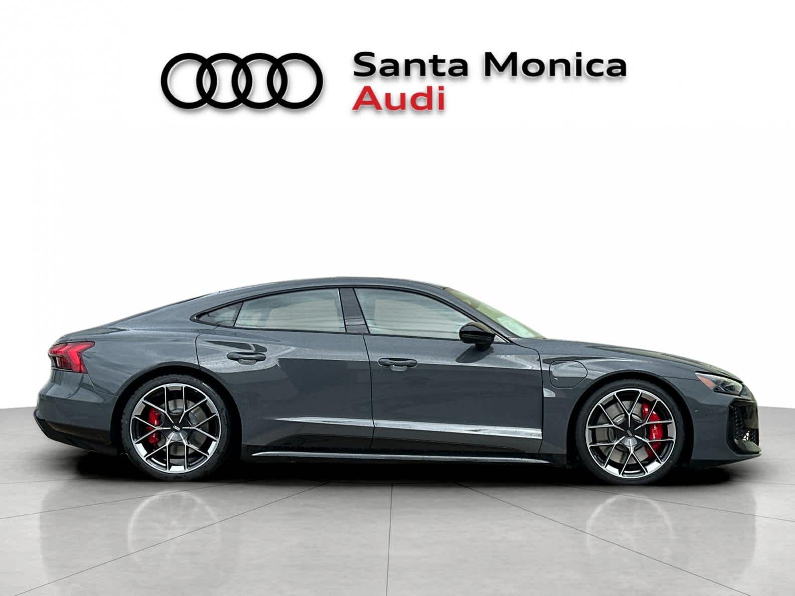 Thumbnail: 2026 Audi RS e-tron GT - 8