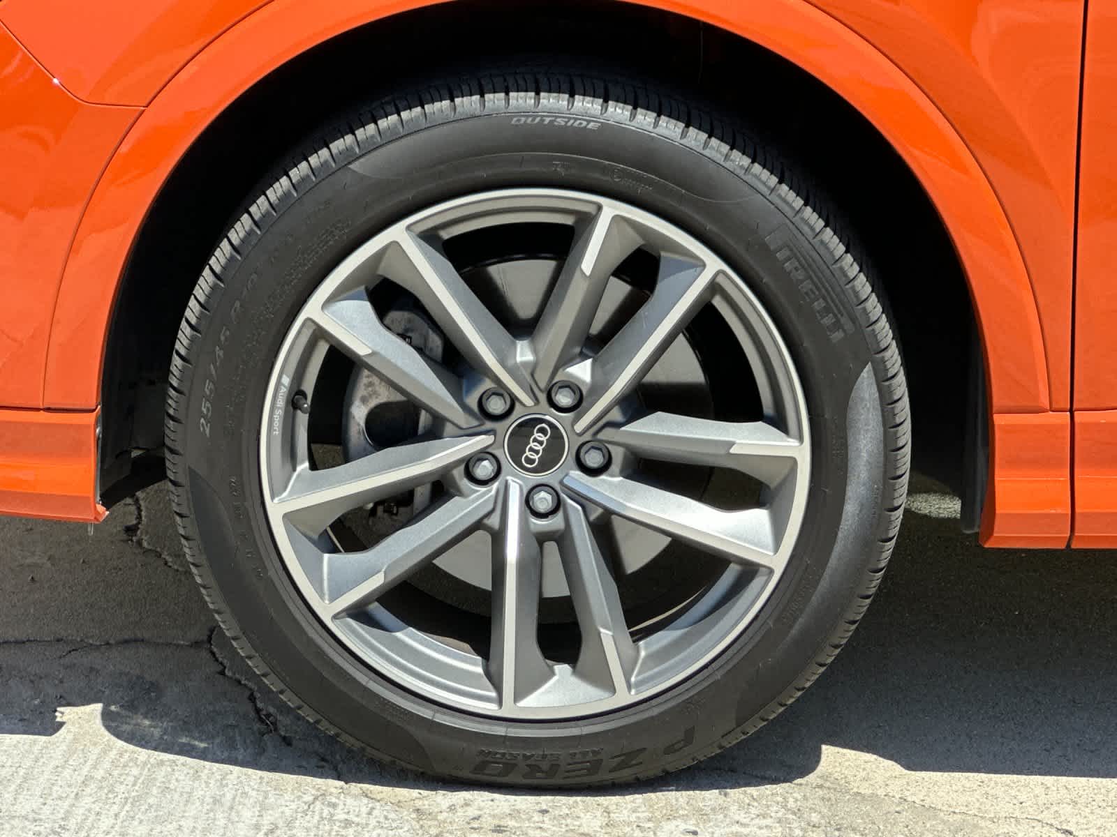 Thumbnail: 2023 Audi Q3 - 26