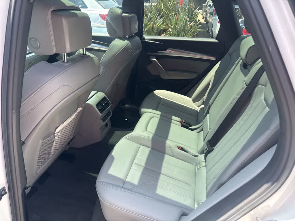 Thumbnail: 2024 Audi Q5 - 28