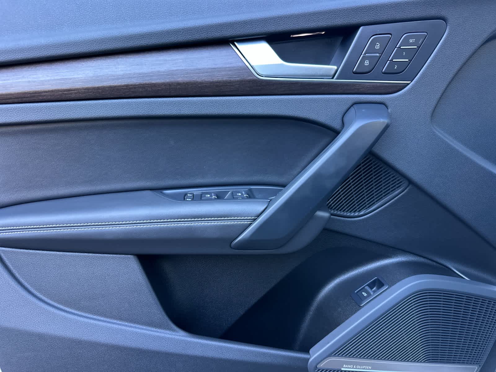 Thumbnail: 2023 Audi Q5 - 12