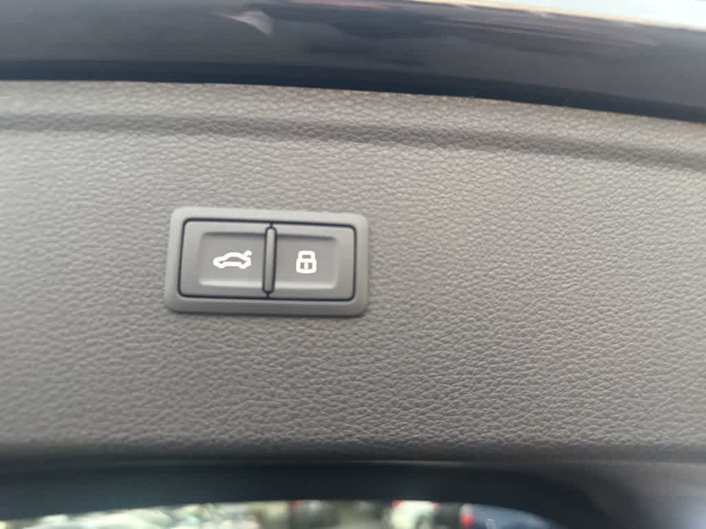 Thumbnail: 2024 Audi Q5 - 30