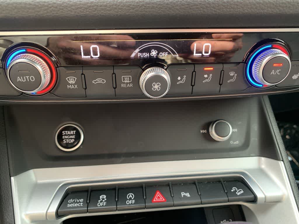 Thumbnail: 2023 Audi Q3 - 11