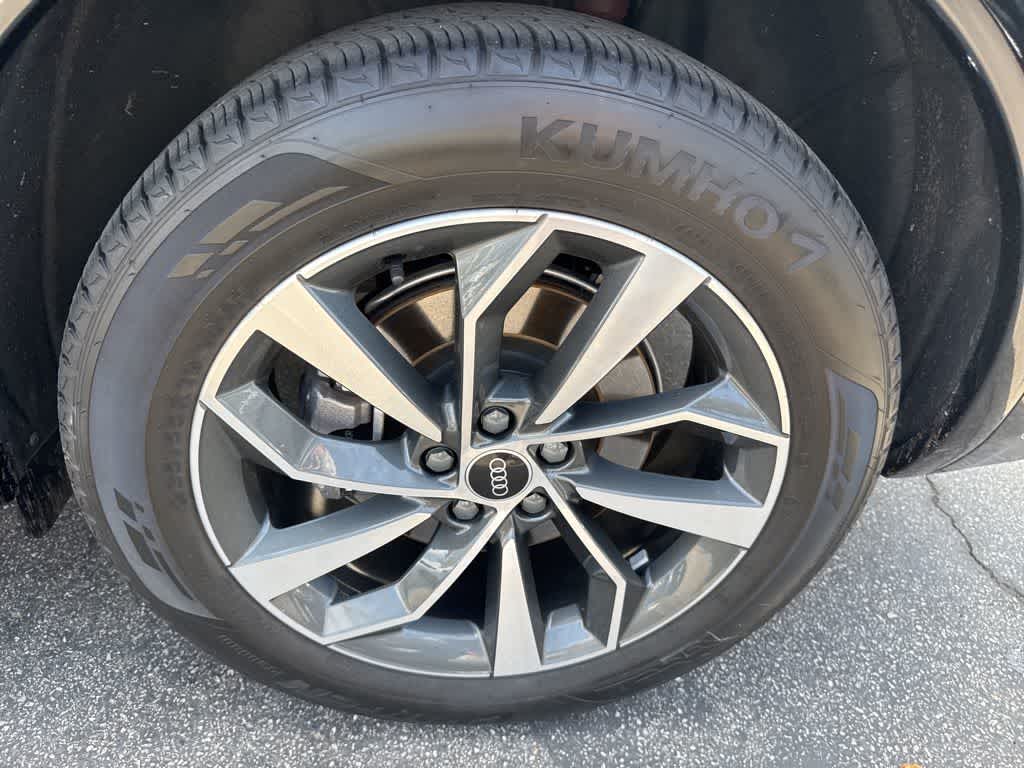 Thumbnail: 2022 Audi Q5 - 30