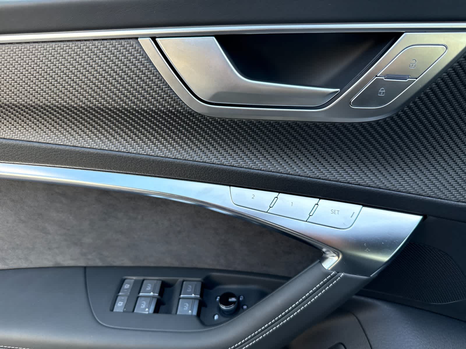 Thumbnail: 2025 Audi RS 7 - 12