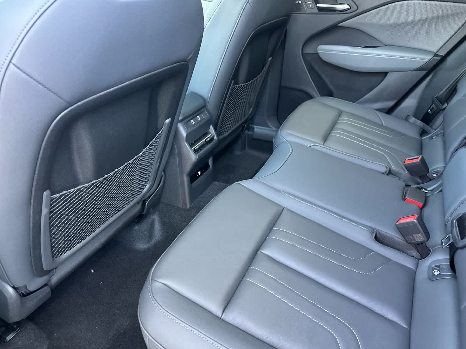 Thumbnail: 2026 Audi Q3 - 4