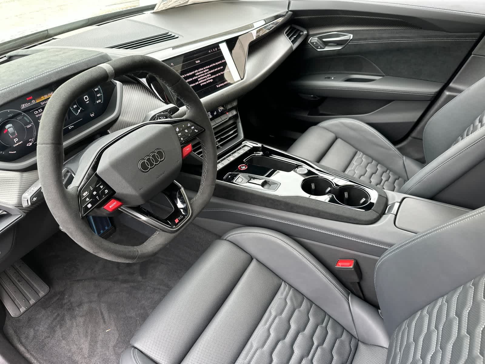Thumbnail: 2026 Audi RS e-tron GT - 11