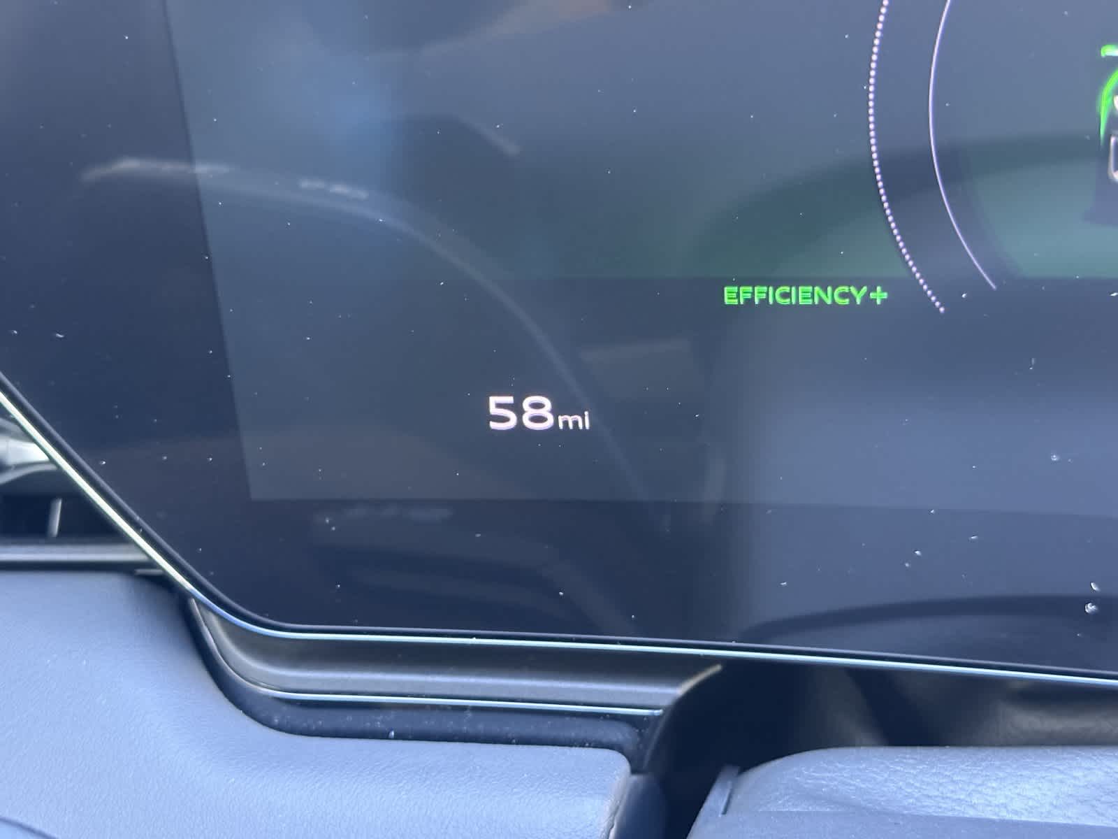 Thumbnail: 2025 Audi e-tron - 24