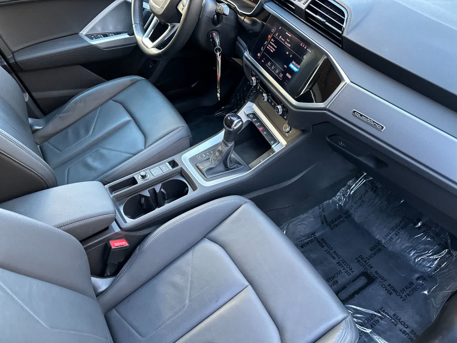 Thumbnail: 2022 Audi Q3 - 16