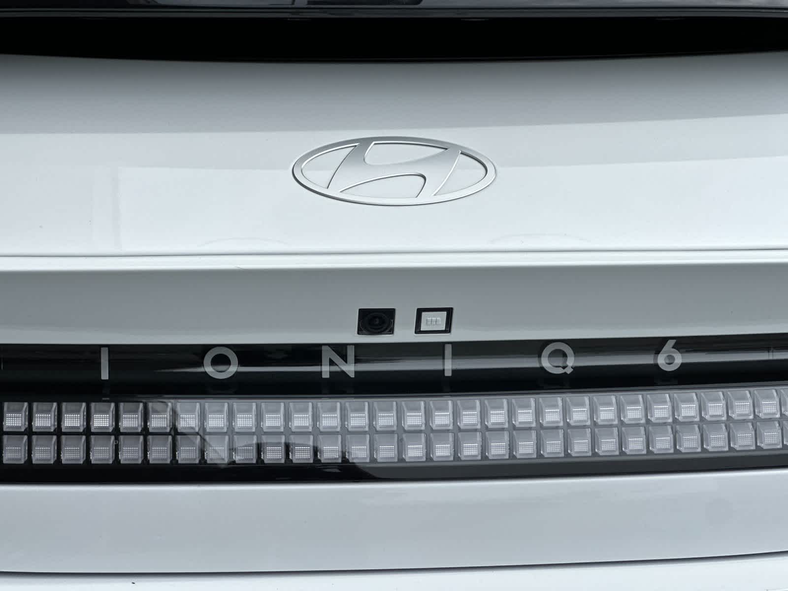 Thumbnail: 2024 Hyundai Ioniq 6 - 27