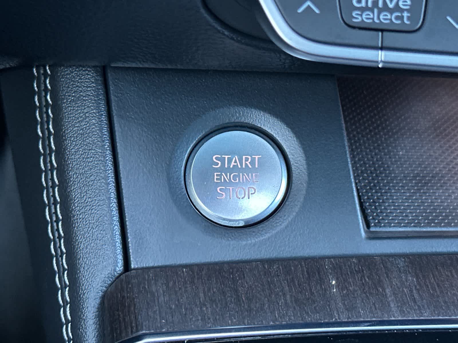 Thumbnail: 2023 Audi Q5 - 22