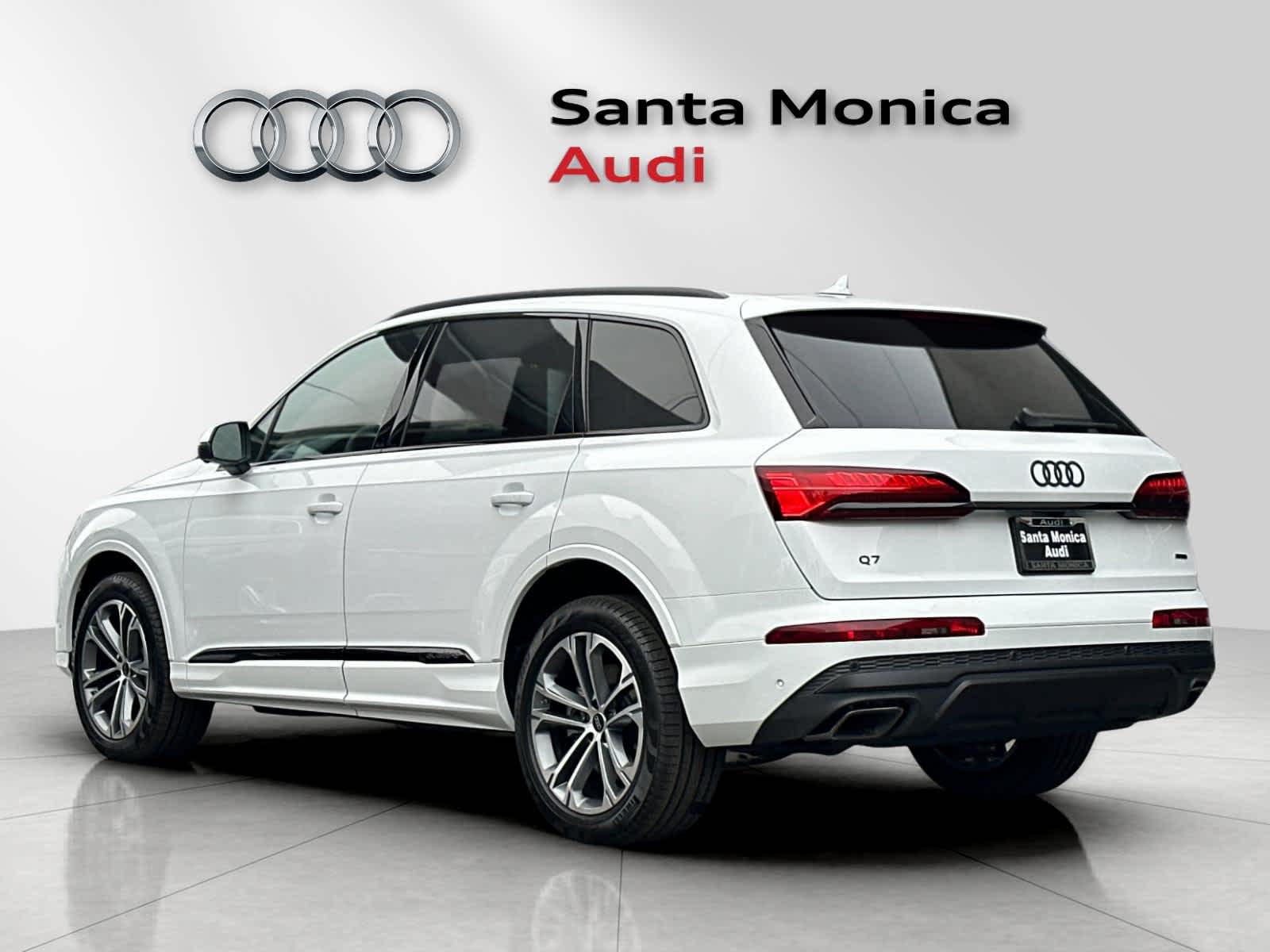 Thumbnail: 2026 Audi Q7 - 6