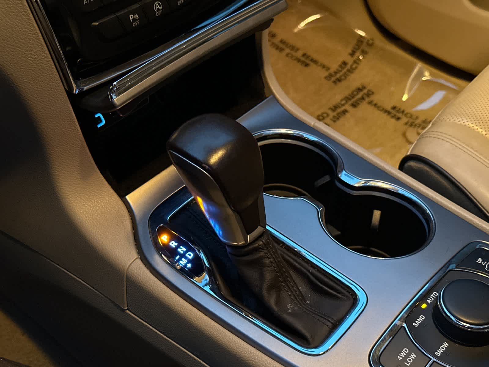 Thumbnail: 2020 Jeep Grand Cherokee - 22