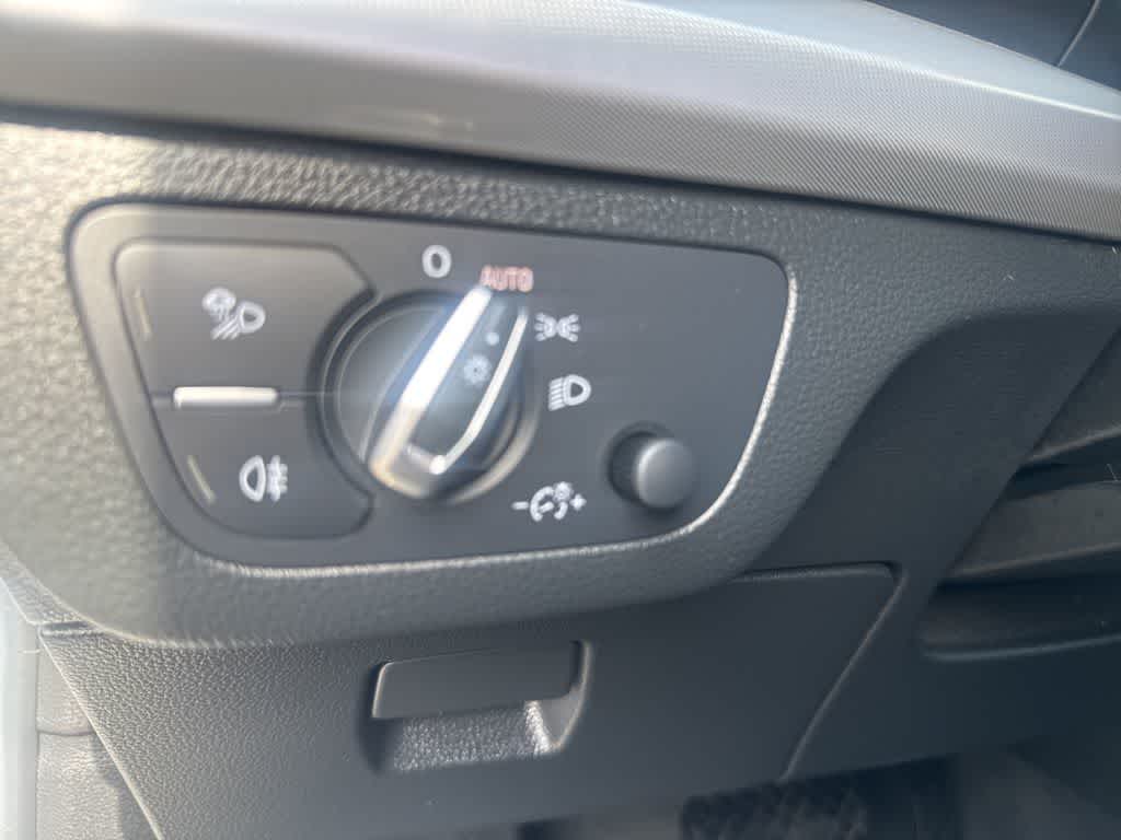 Thumbnail: 2024 Audi Q5 - 30