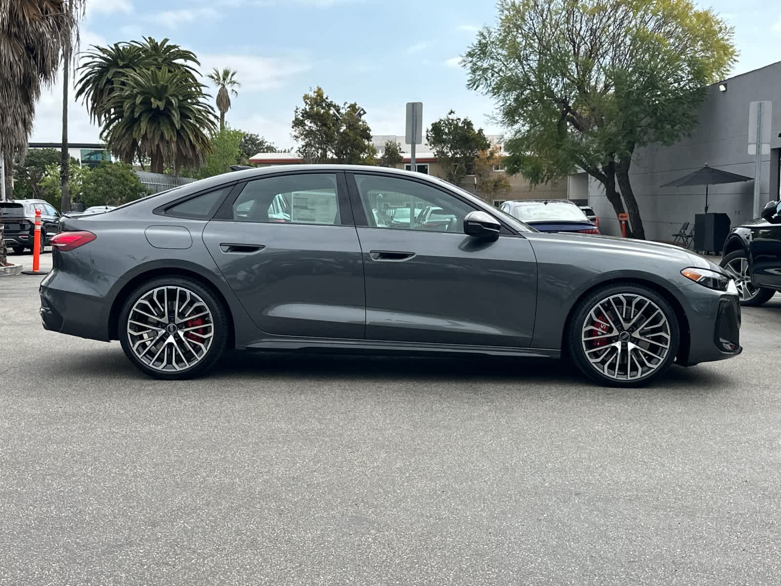 Thumbnail: 2025 Audi S5 - 6