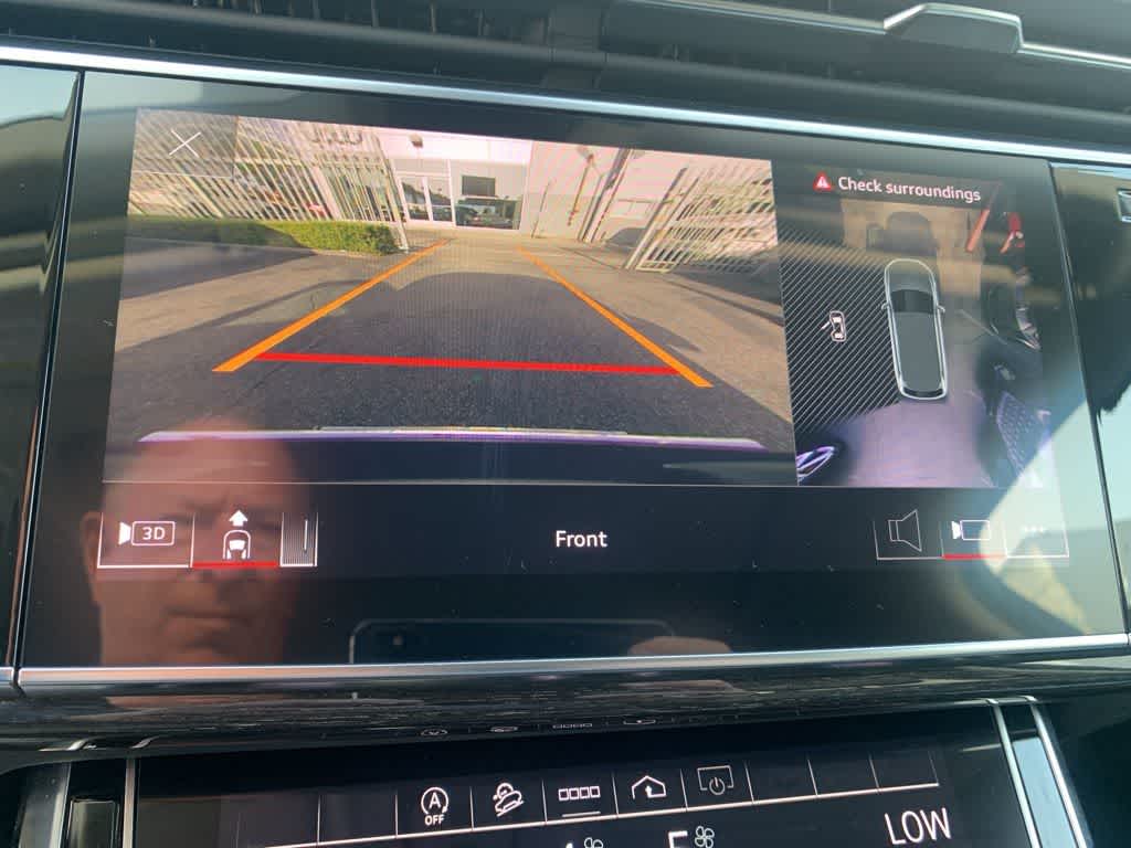 Thumbnail: 2022 Audi Q7 - 7