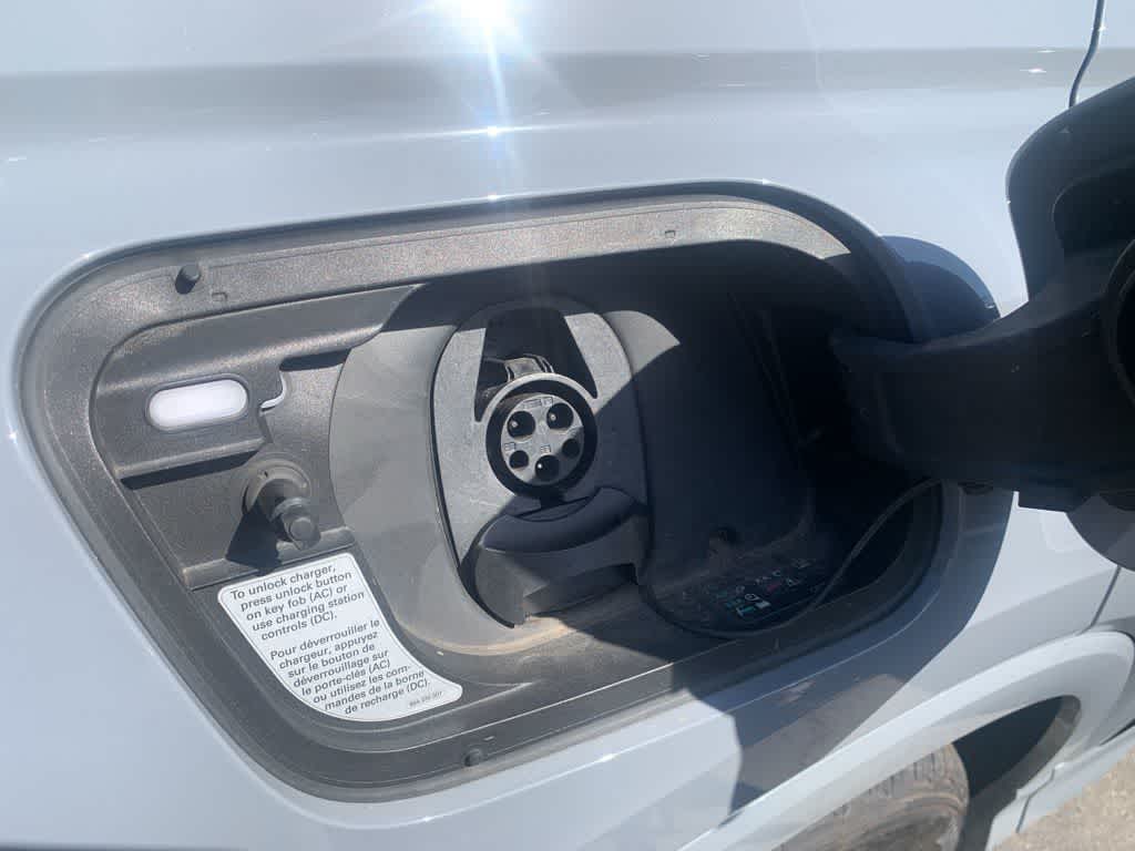 Thumbnail: 2023 Audi Q4 e-tron - 40