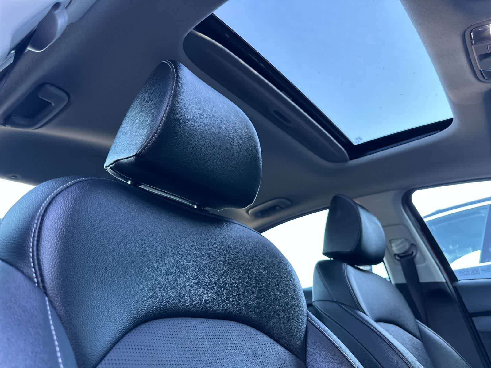 Thumbnail: 2019 Kia Forte - 16