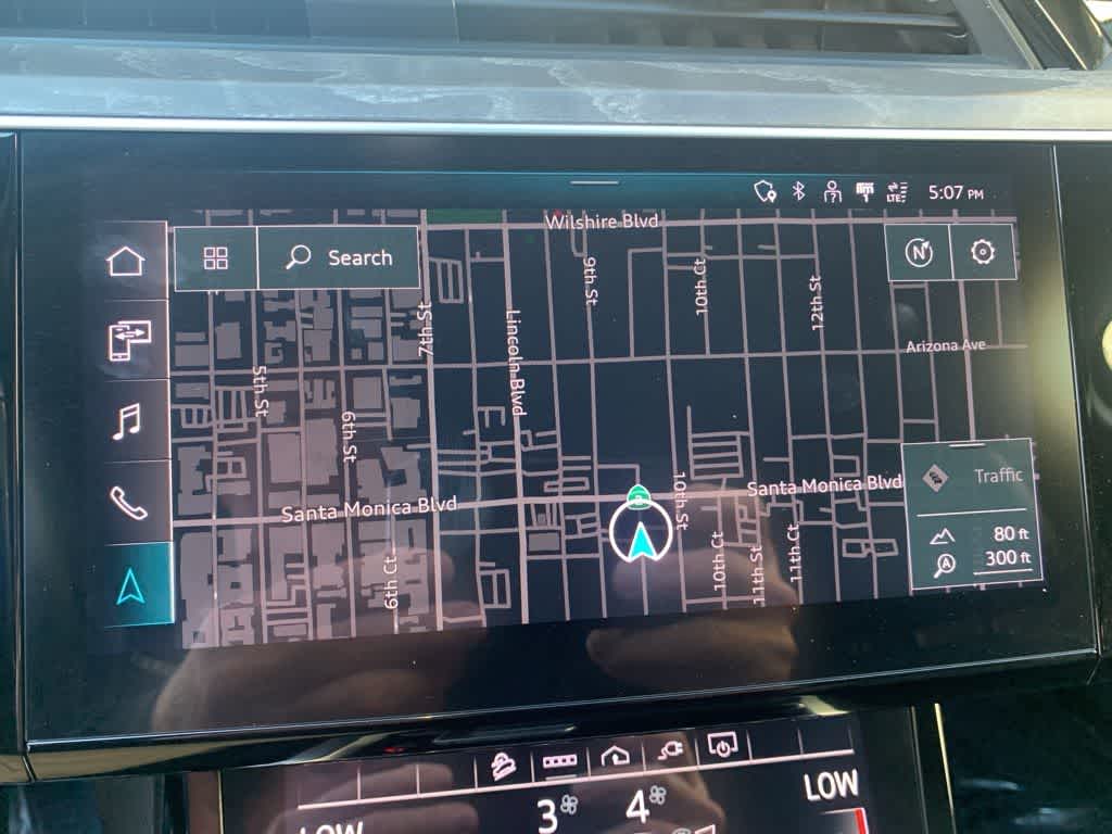 Thumbnail: 2024 Audi Q8 e-tron - 14