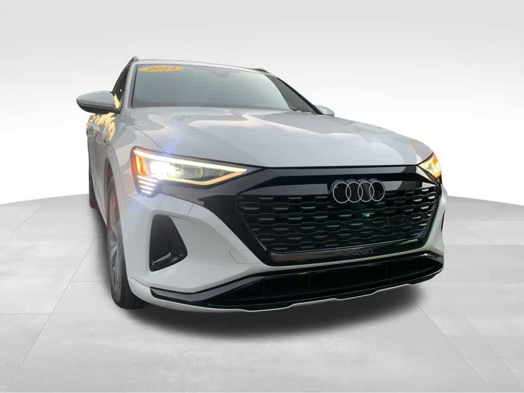 Thumbnail: 2024 Audi Q8 e-tron - 1