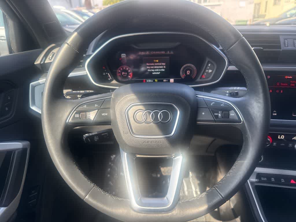 Thumbnail: 2022 Audi Q3 - 12