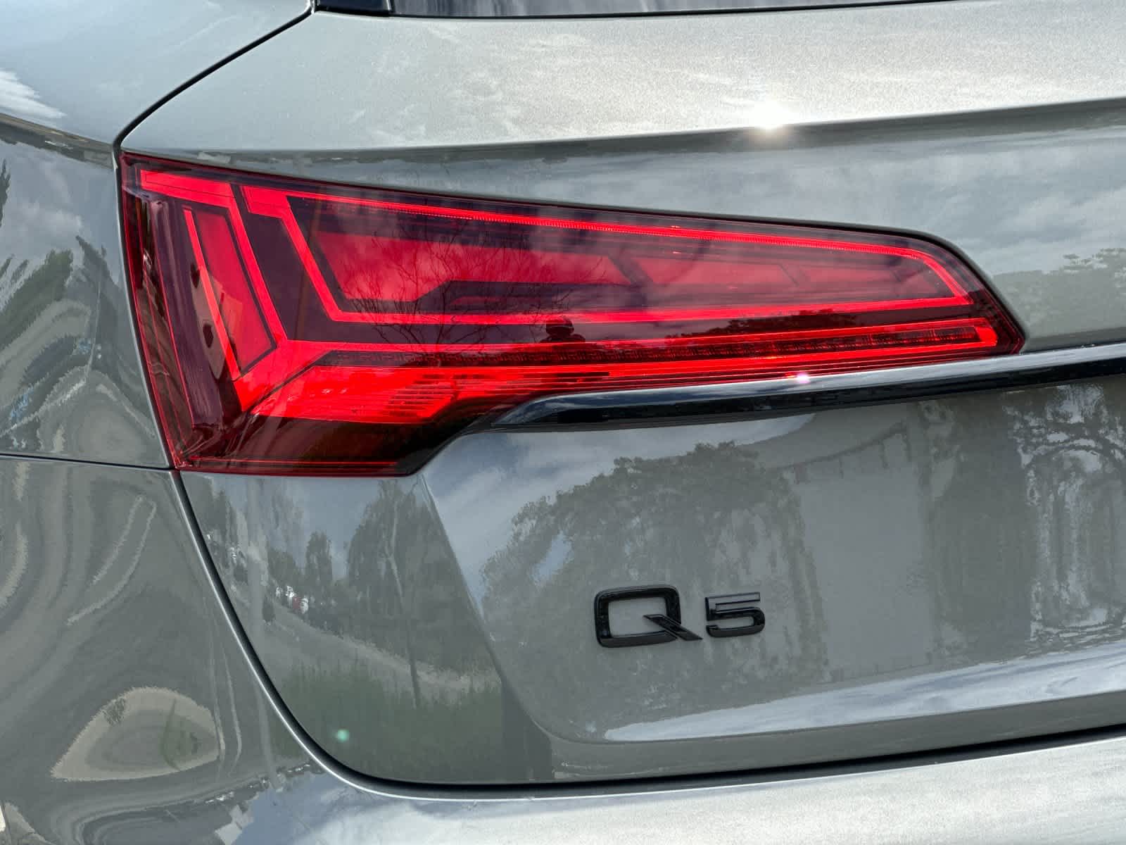 Thumbnail: 2023 Audi Q5 - 27