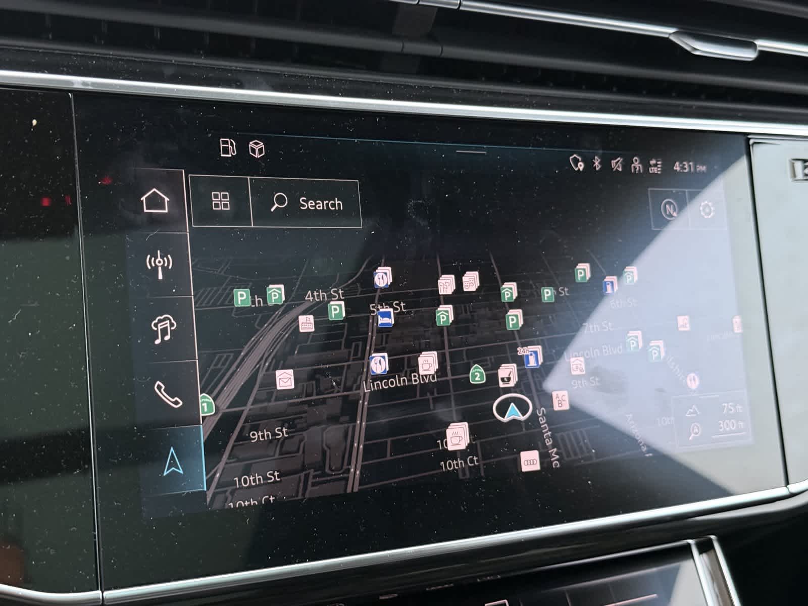 Thumbnail: 2025 Audi Q8 - 17