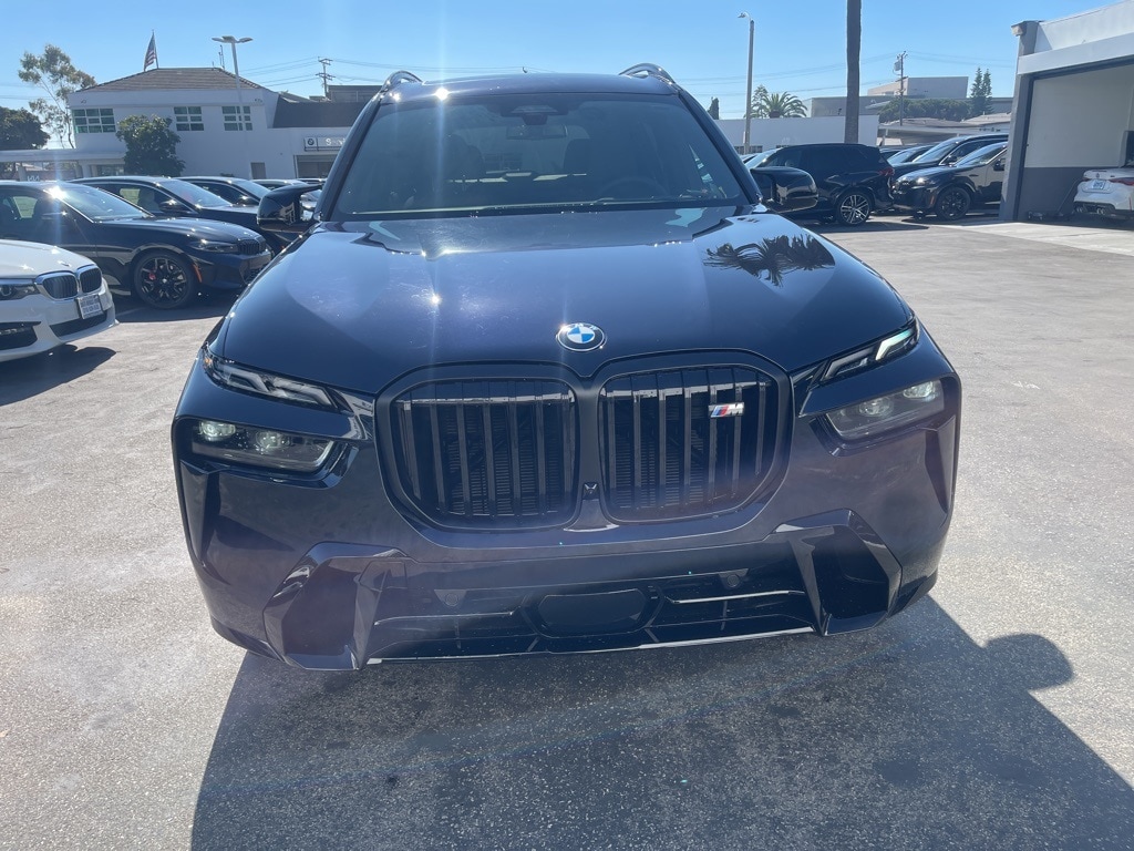New 2026 BMW X7 M60i SUV