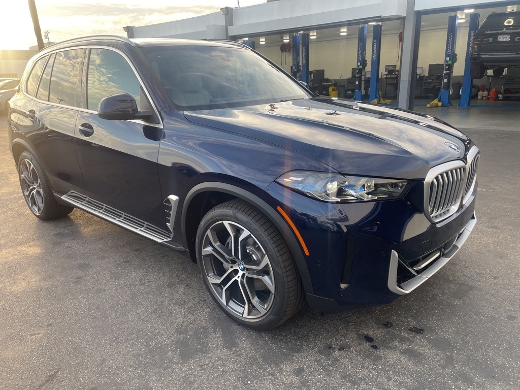 2026 BMW X5 40i's photo