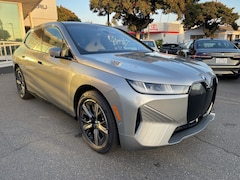 2026 BMW iX xDrive60 SUV