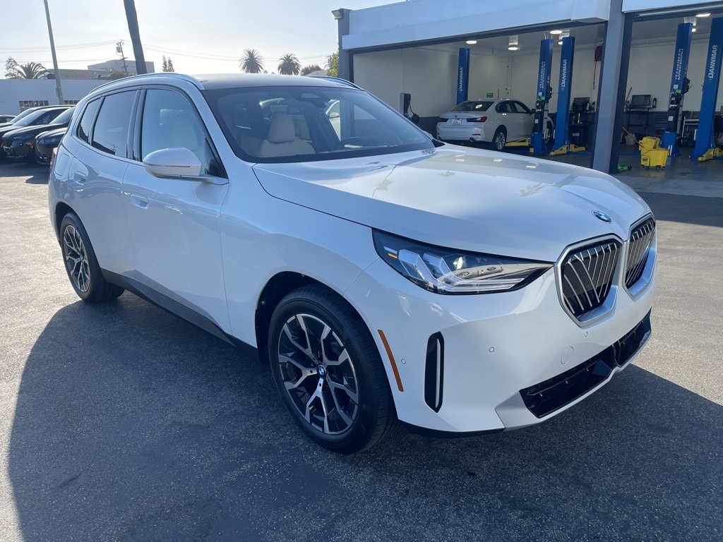 2026 BMW X3 30's photo